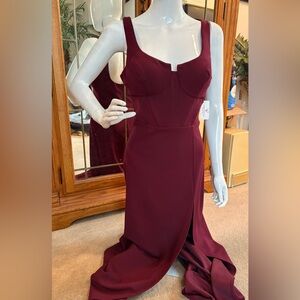 Windsor Dark Red Sweetheart Maxi Dress